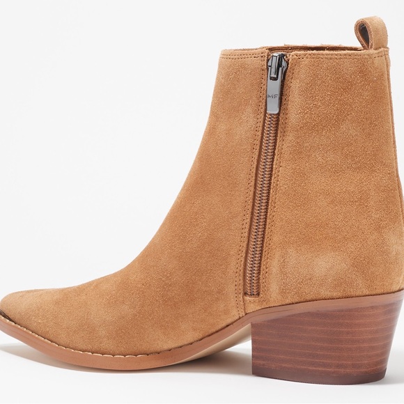 Marc Fisher Women’s Ulora Bootie Western Ankle Tan Suede Size 9.5 - Picture 3 of 13